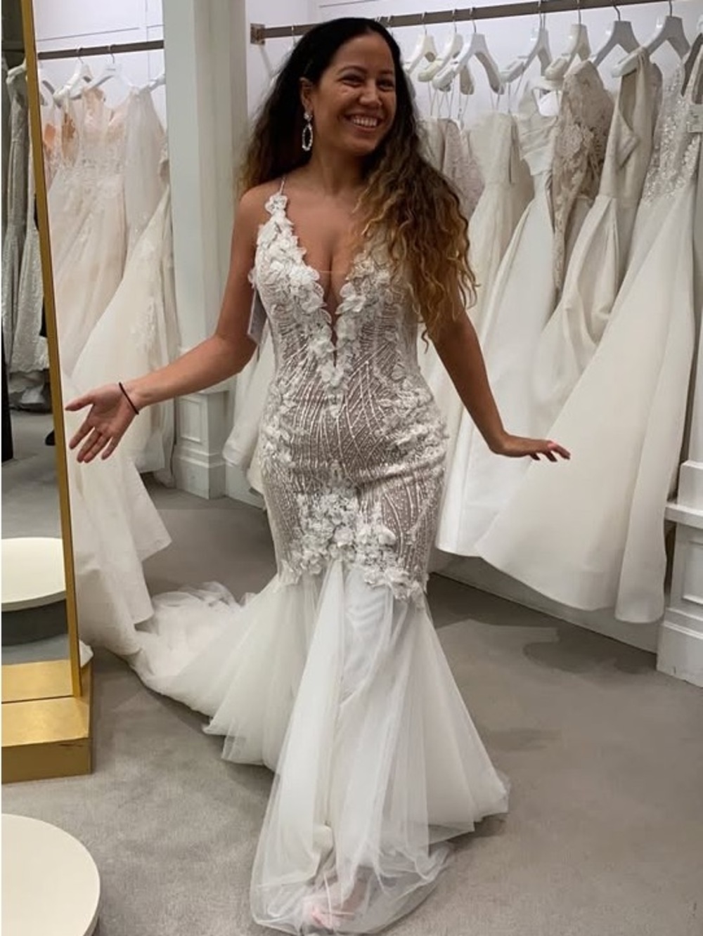 Ivory Beaded Lace Mermaid Wedding Dress with Floral Appliqué